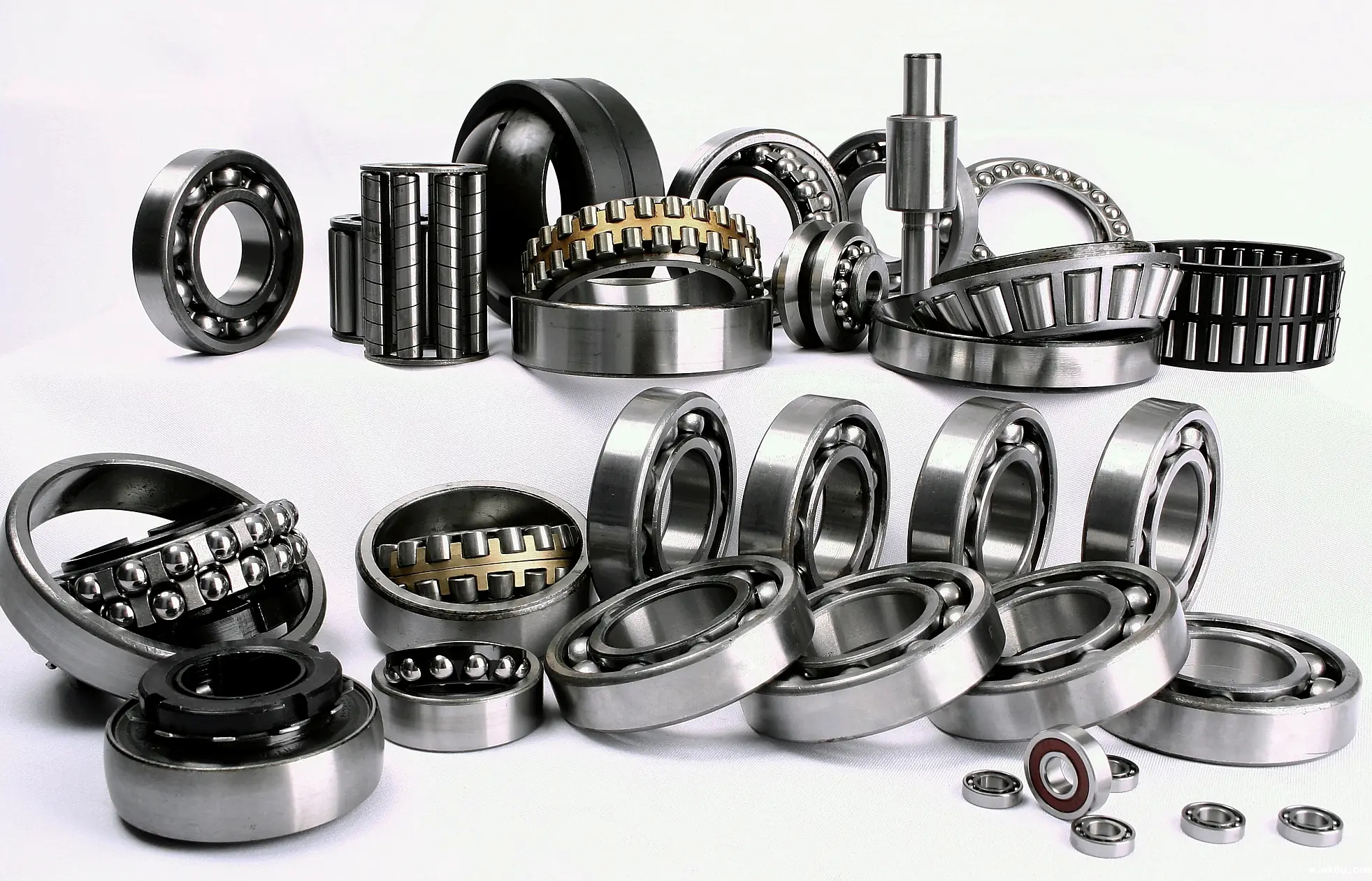 转盘轴承在不同条件下五大应用特点